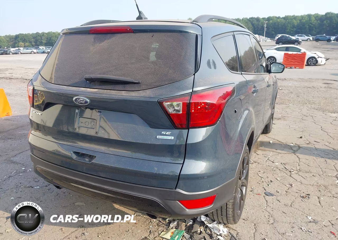 2019 Ford Escape Se VIN:1FMCU9GD4KUB09616 - 4