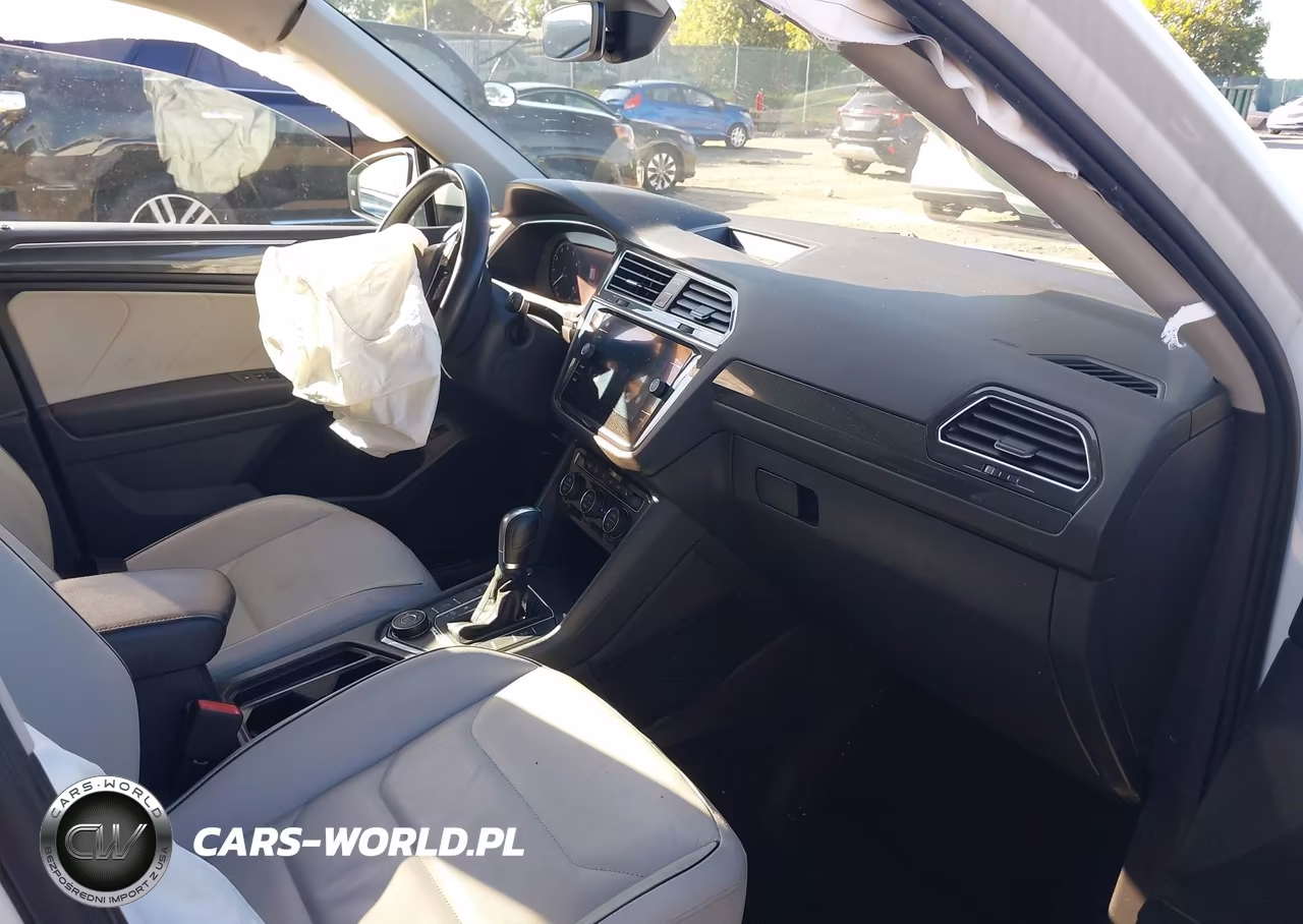 2018 Volkswagen Tiguan Sel Premium VIN:3VV4B7AXXJM077863 - 5