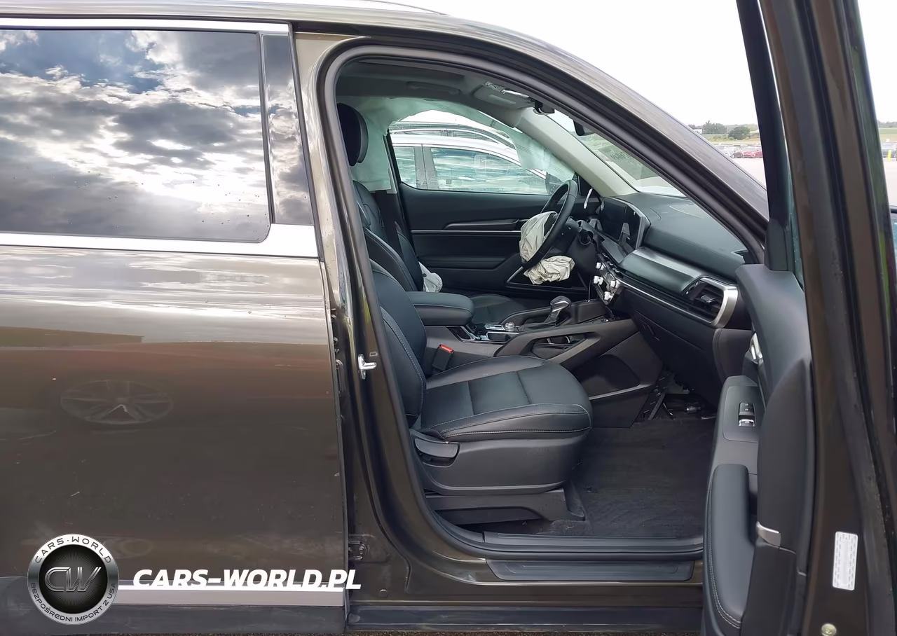 2025 Kia Telluride S VIN:5XYP64GC4SG655070 - 5
