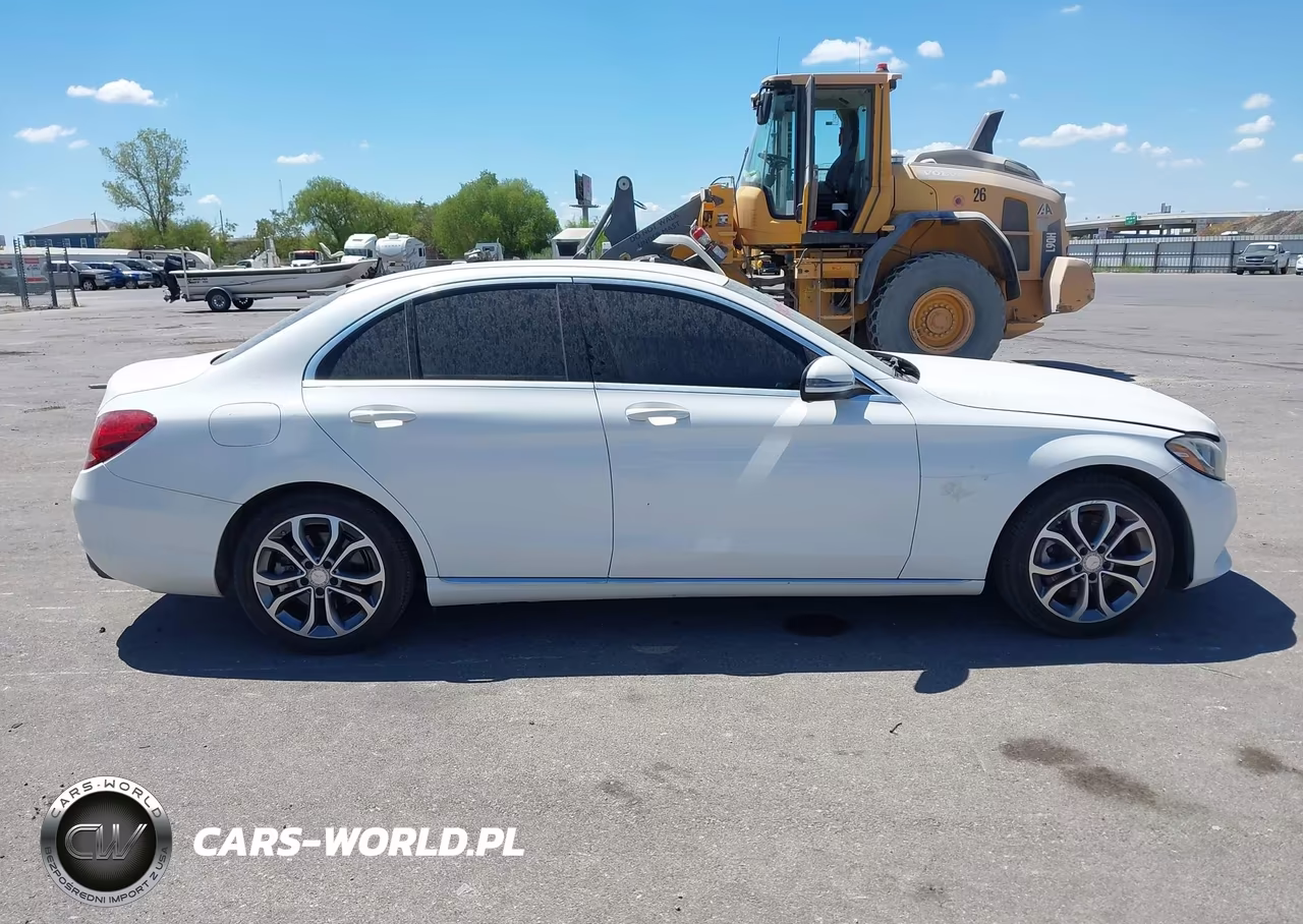 2016 Mercedes-Benz C 300 VIN:55SWF4JB5GU129765 - 13