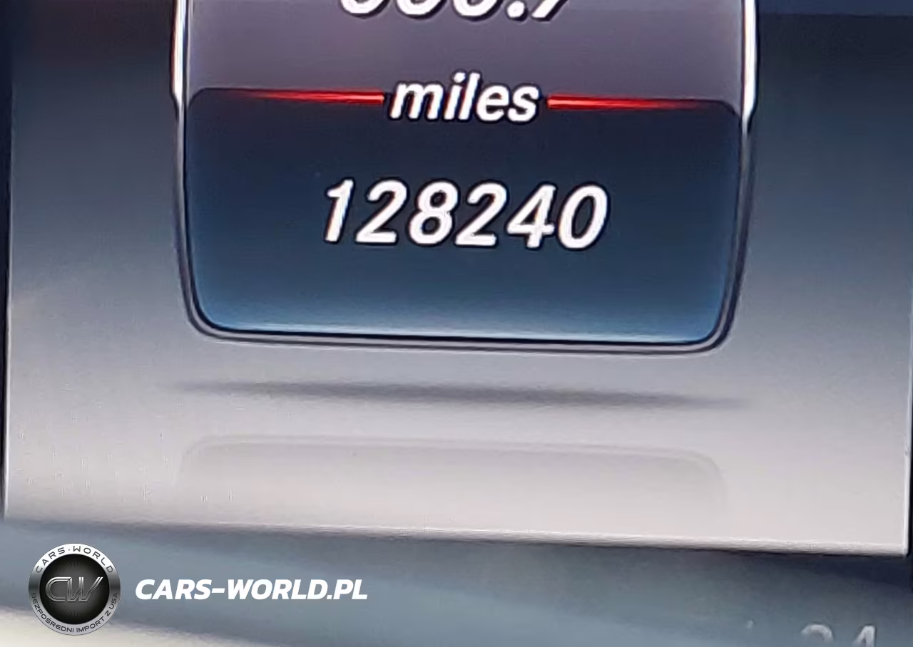 2016 Mercedes-Benz C 300 VIN:55SWF4JB5GU129765 - 15