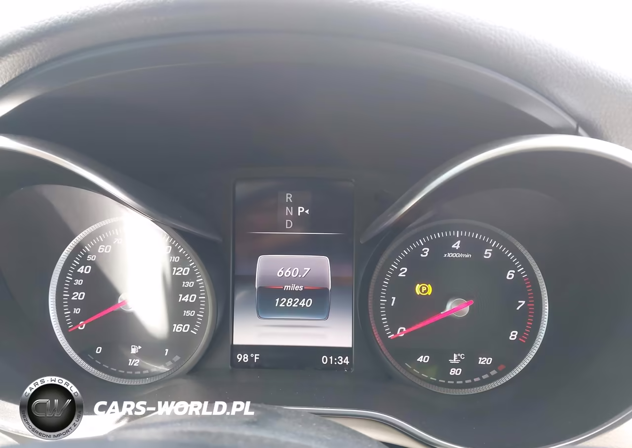 2016 Mercedes-Benz C 300 VIN:55SWF4JB5GU129765 - 7