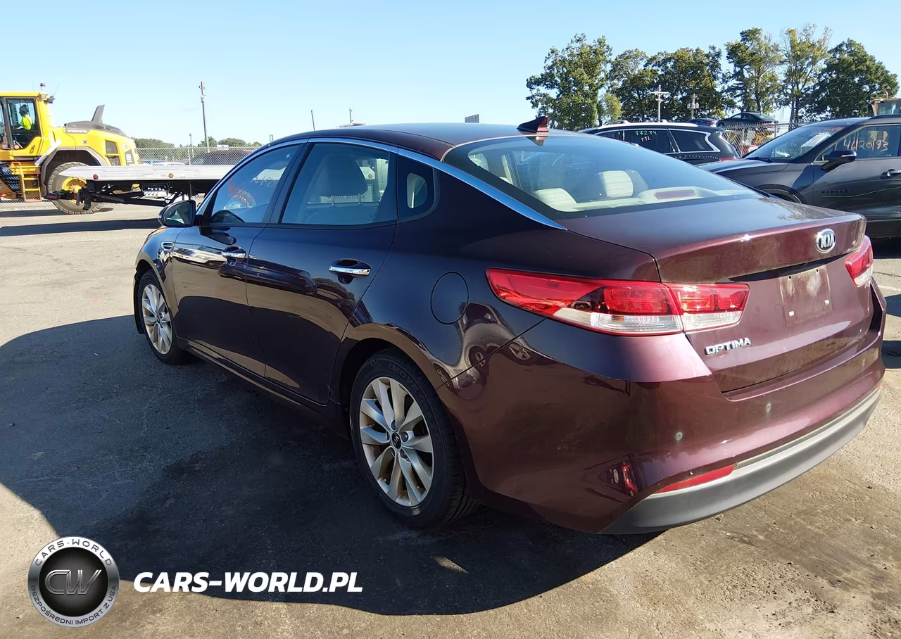2018 Kia Optima Lx VIN:5XXGT4L35JG259117 - 3