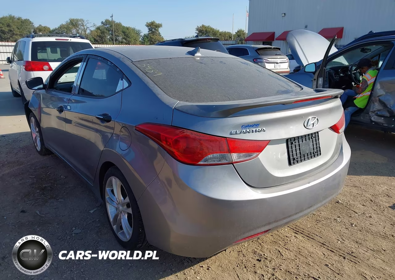 2013 Hyundai Elantra Gls VIN:KMHDH4AE1DU903439 - 3