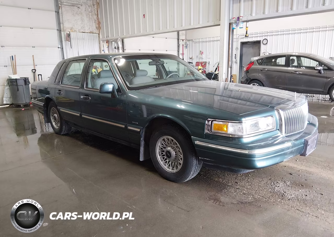 1996 Lincoln Town Car Executive