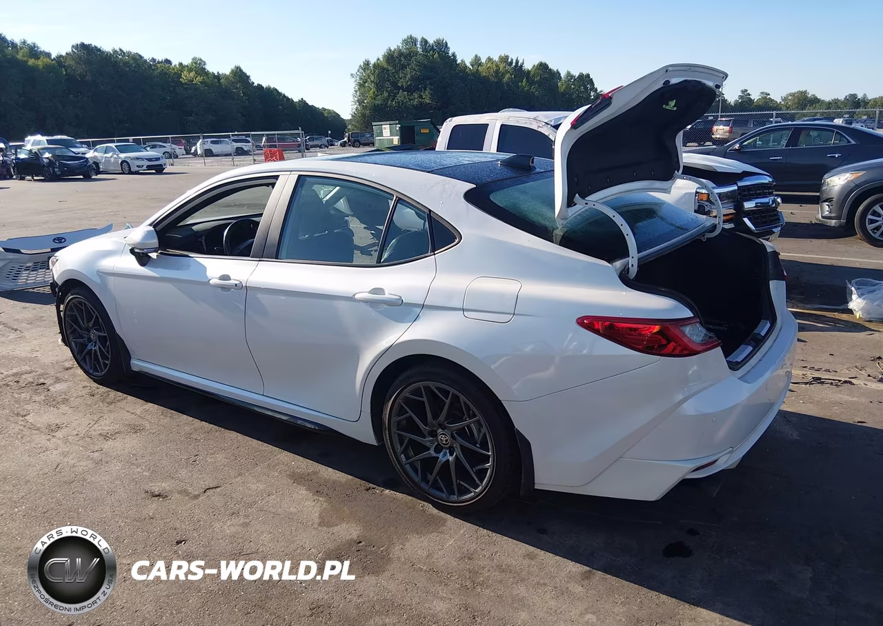 2025 Toyota Camry Xse VIN:4T1DAACK9SU080312 - 3