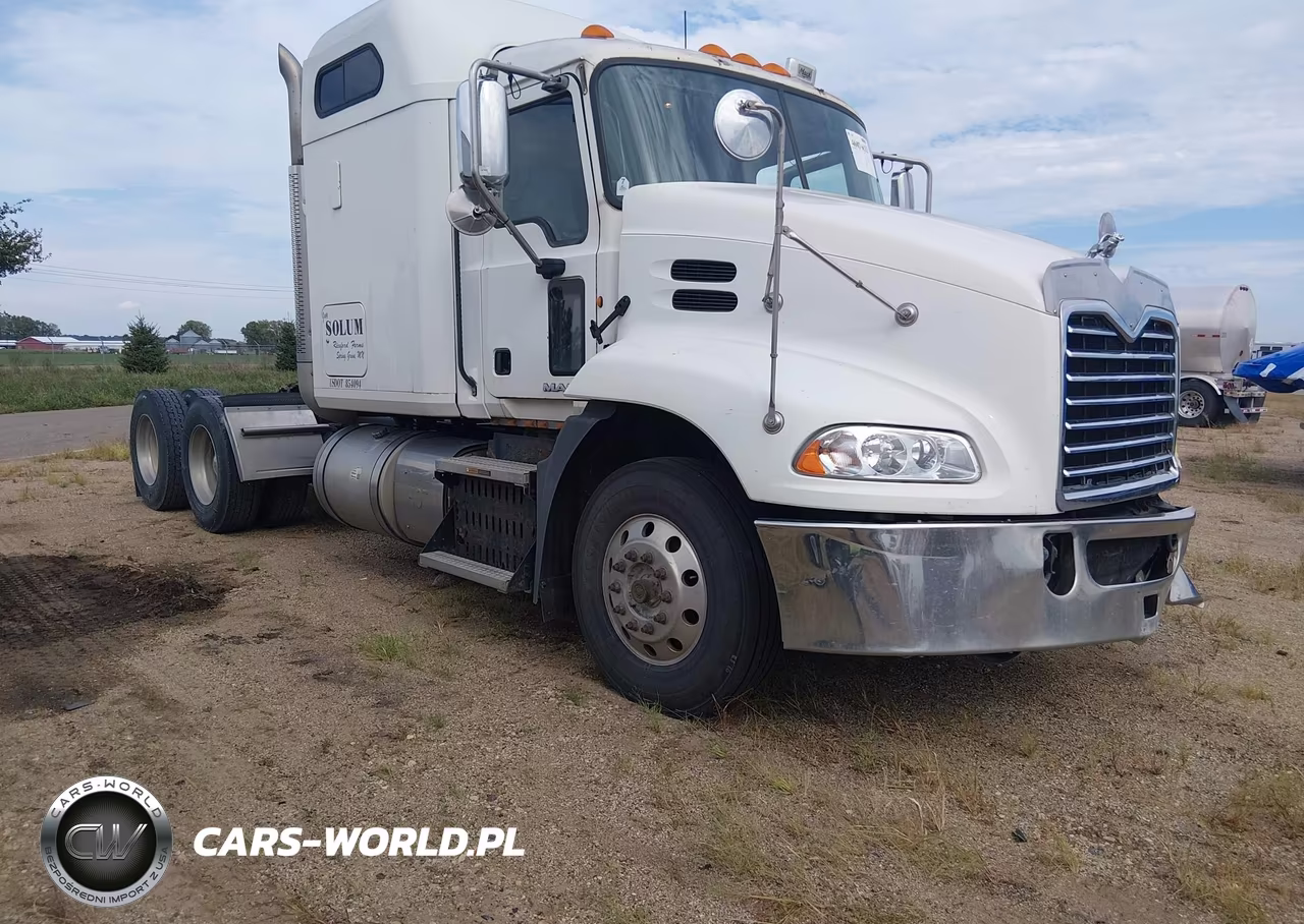 2011 Mack 600 Cxu600