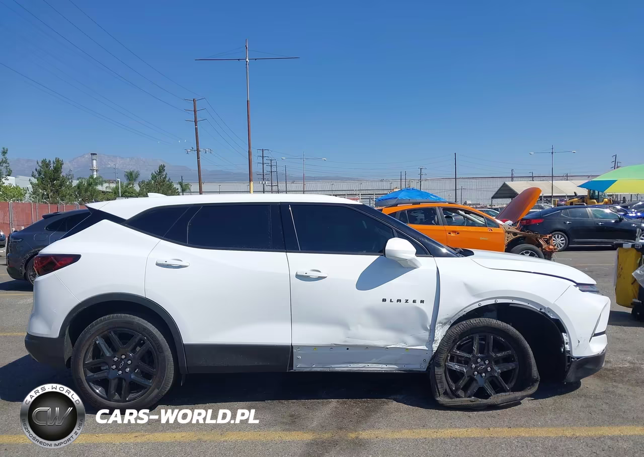 2025 Chevrolet Blazer Fwd 2Lt VIN:3GNKBCR43SS108562 - 13