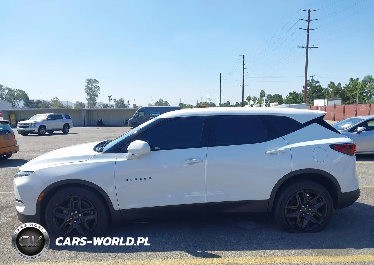 2025 Chevrolet Blazer Fwd 2Lt VIN:3GNKBCR43SS108562 - 14