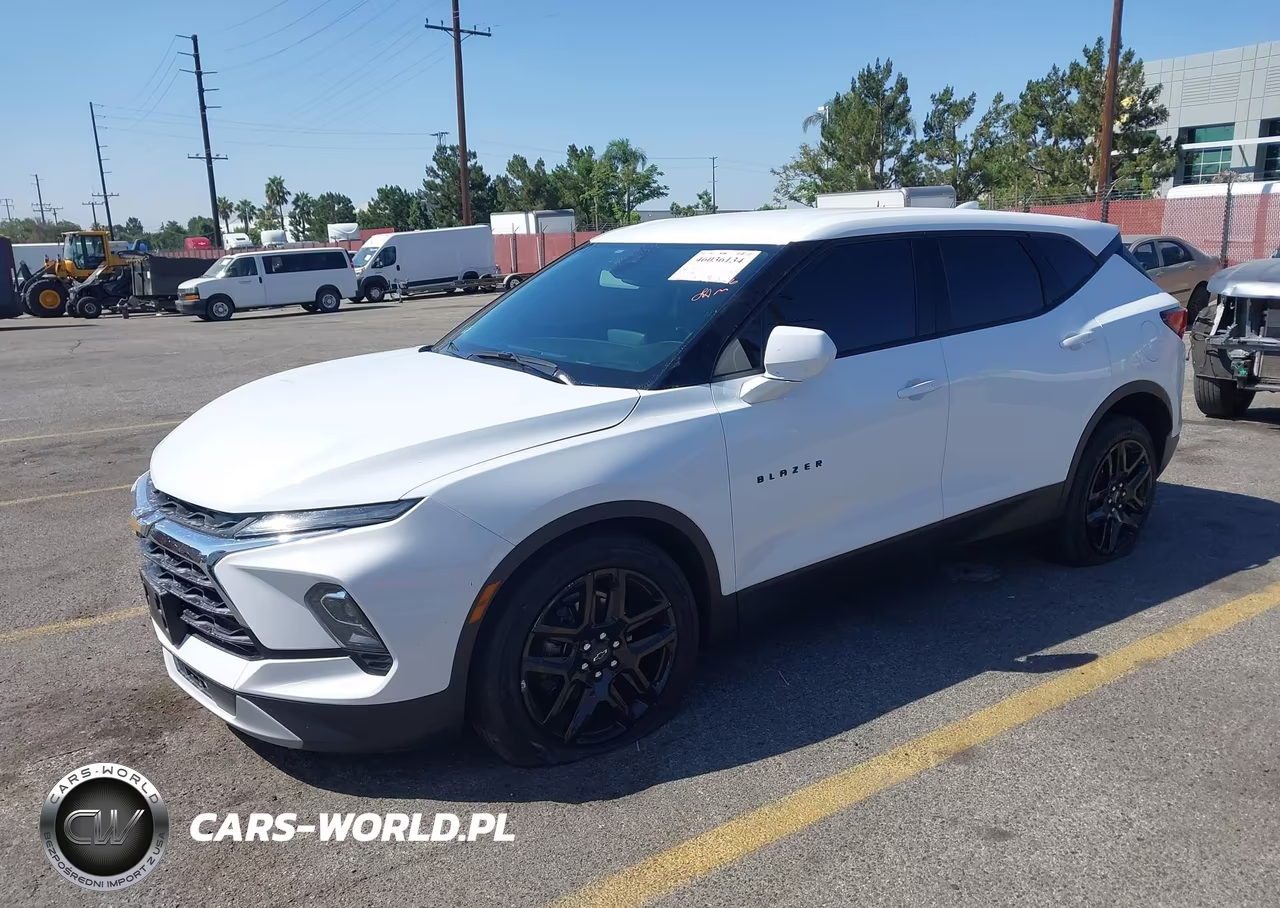 2025 Chevrolet Blazer Fwd 2Lt VIN:3GNKBCR43SS108562 - 2