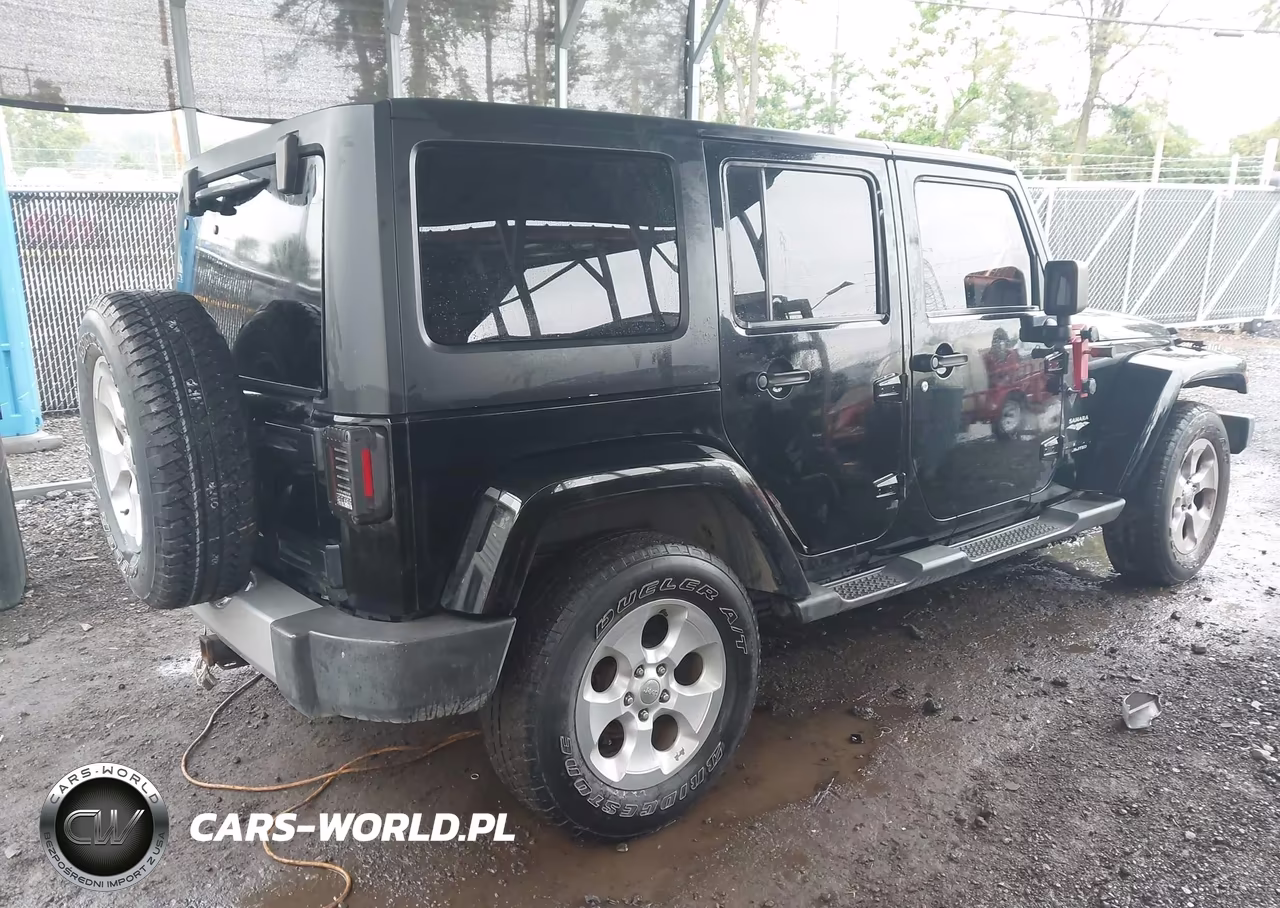 2011 Jeep Wrangler Unlimited Sahara VIN:1J4BA5H10BL524812 - 4