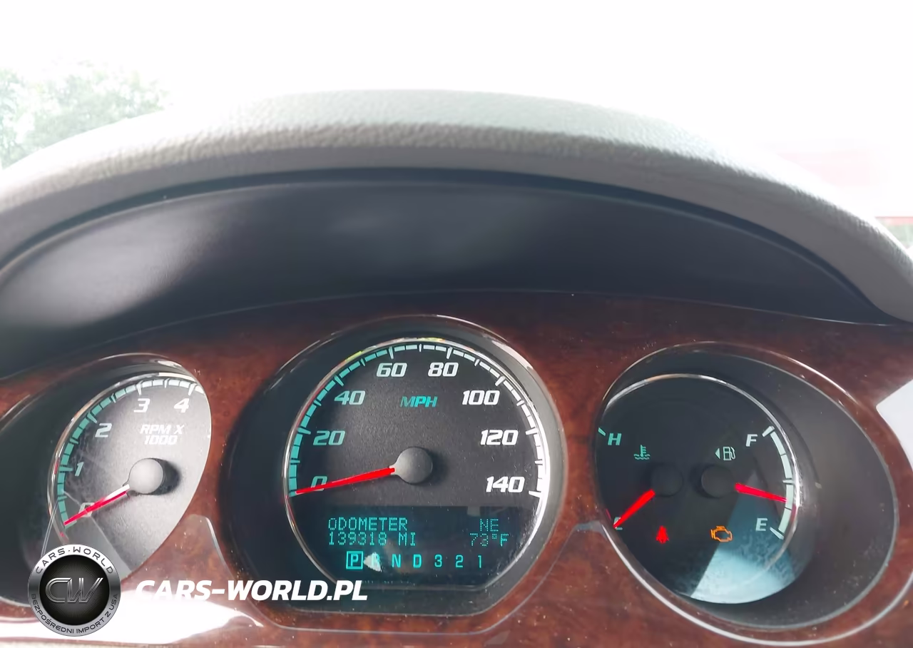 2010 Buick Lucerne Cxl VIN:1G4HC5E12AU128917 - 7