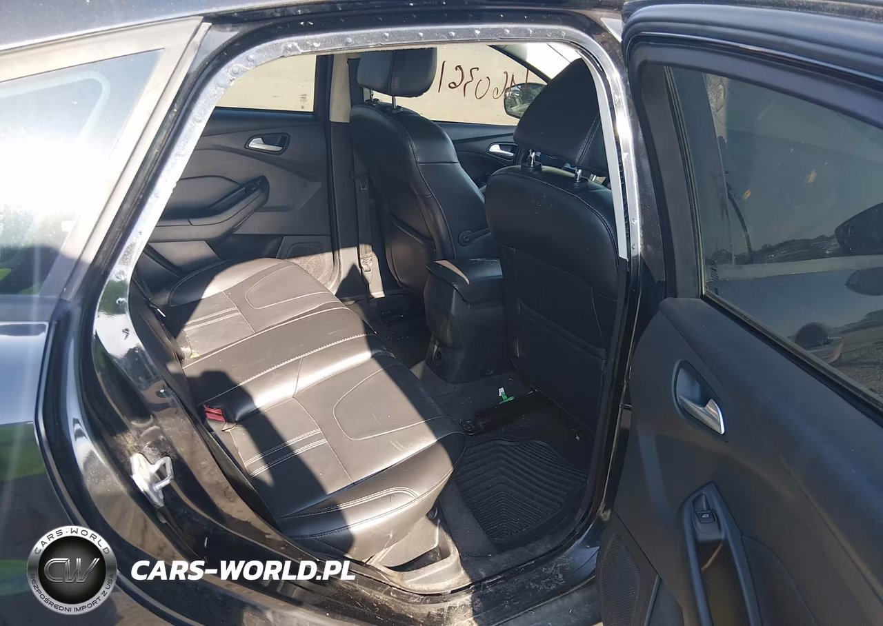 2014 Ford Focus Se VIN:1FADP3K23EL326450 - 8