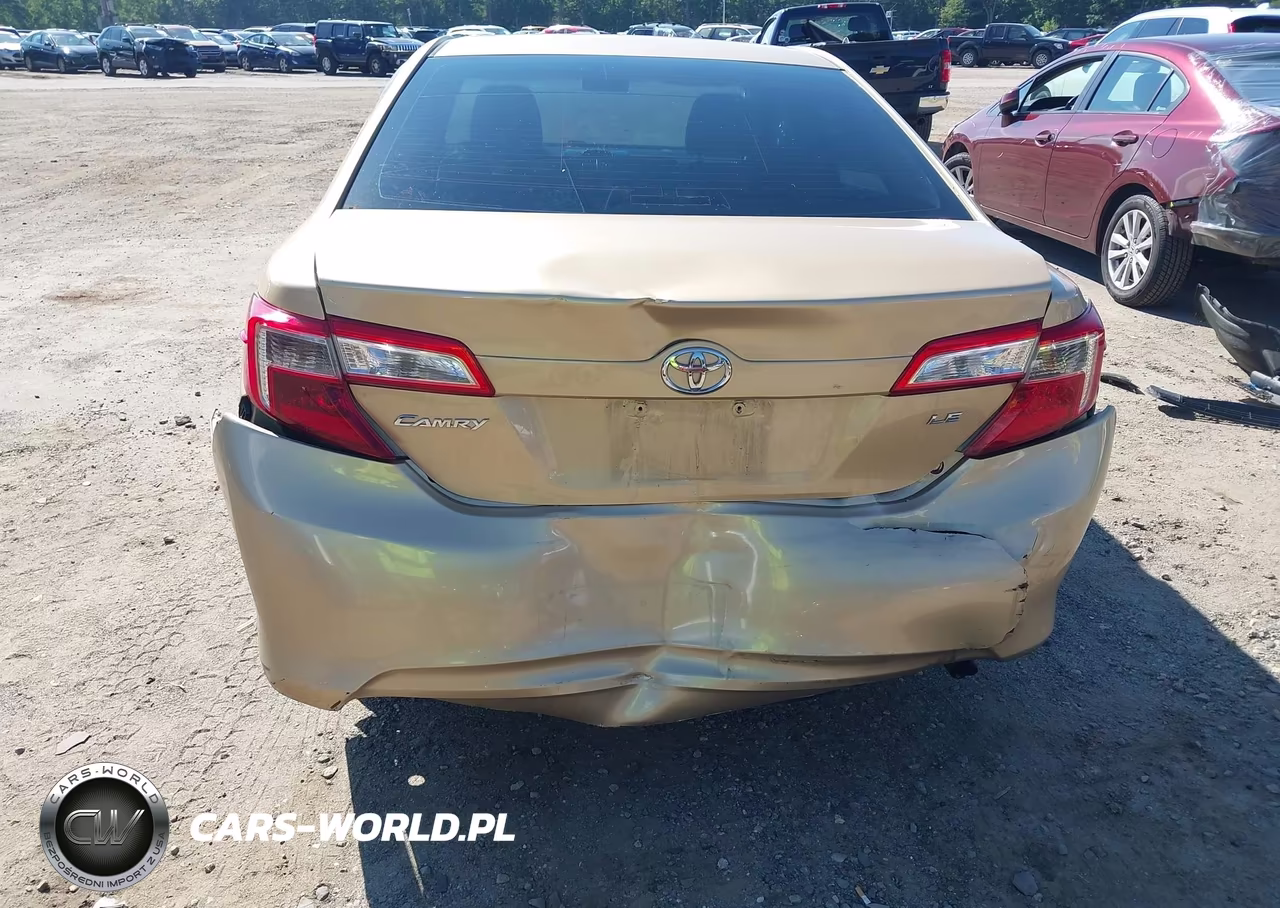 2012 Toyota Camry Le VIN:4T1BF1FK8CU006465 - 13