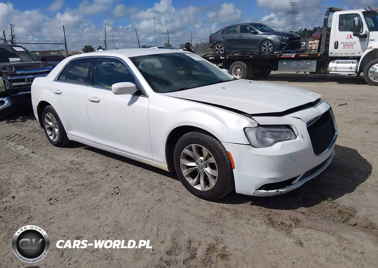 2015 Chrysler 300 Limited