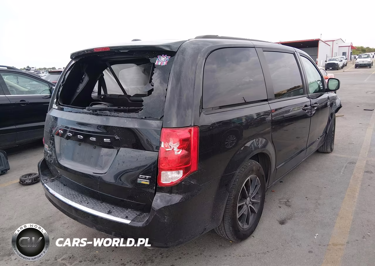 2018 Dodge Grand Caravan Gt VIN:2C4RDGEG9JR248796 - 4