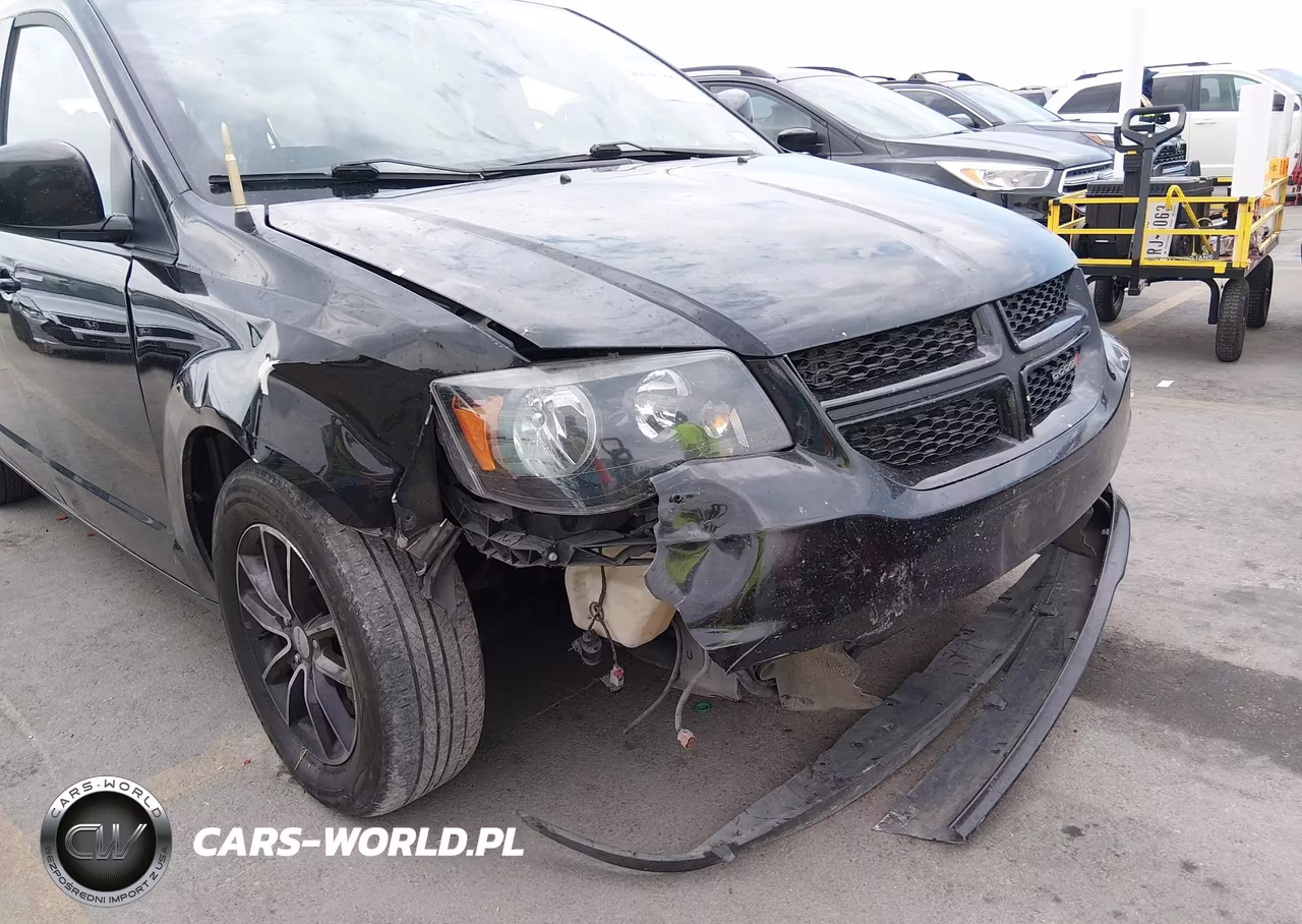 2018 Dodge Grand Caravan Gt VIN:2C4RDGEG9JR248796 - 6