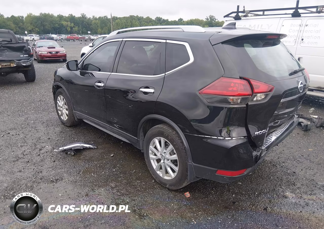 2019 Nissan Rogue S VIN:5N1AT2MT0KC820216 - 3