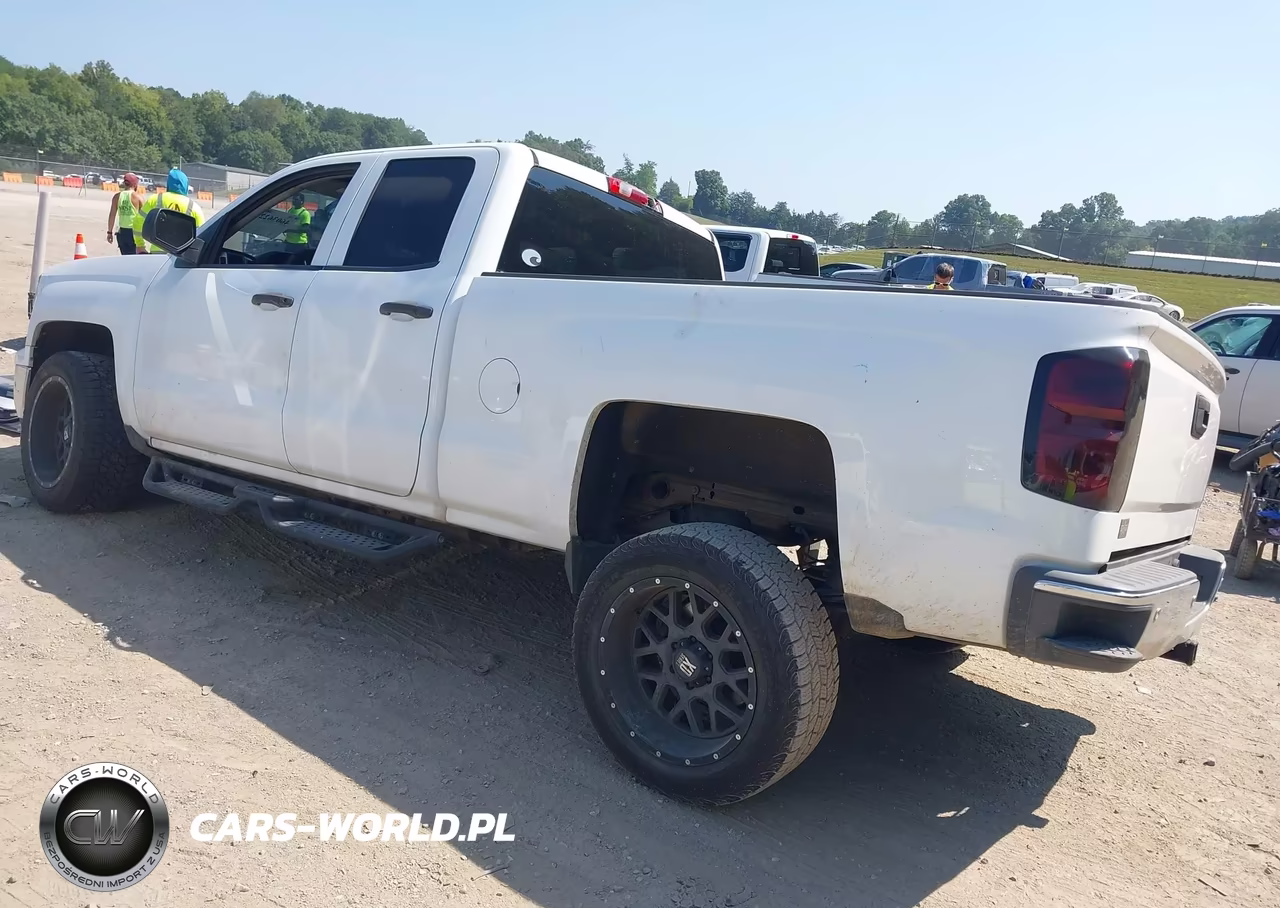 2014 Chevrolet Silverado 1500 Lt VIN:1GCVKREC6EZ203419 - 3