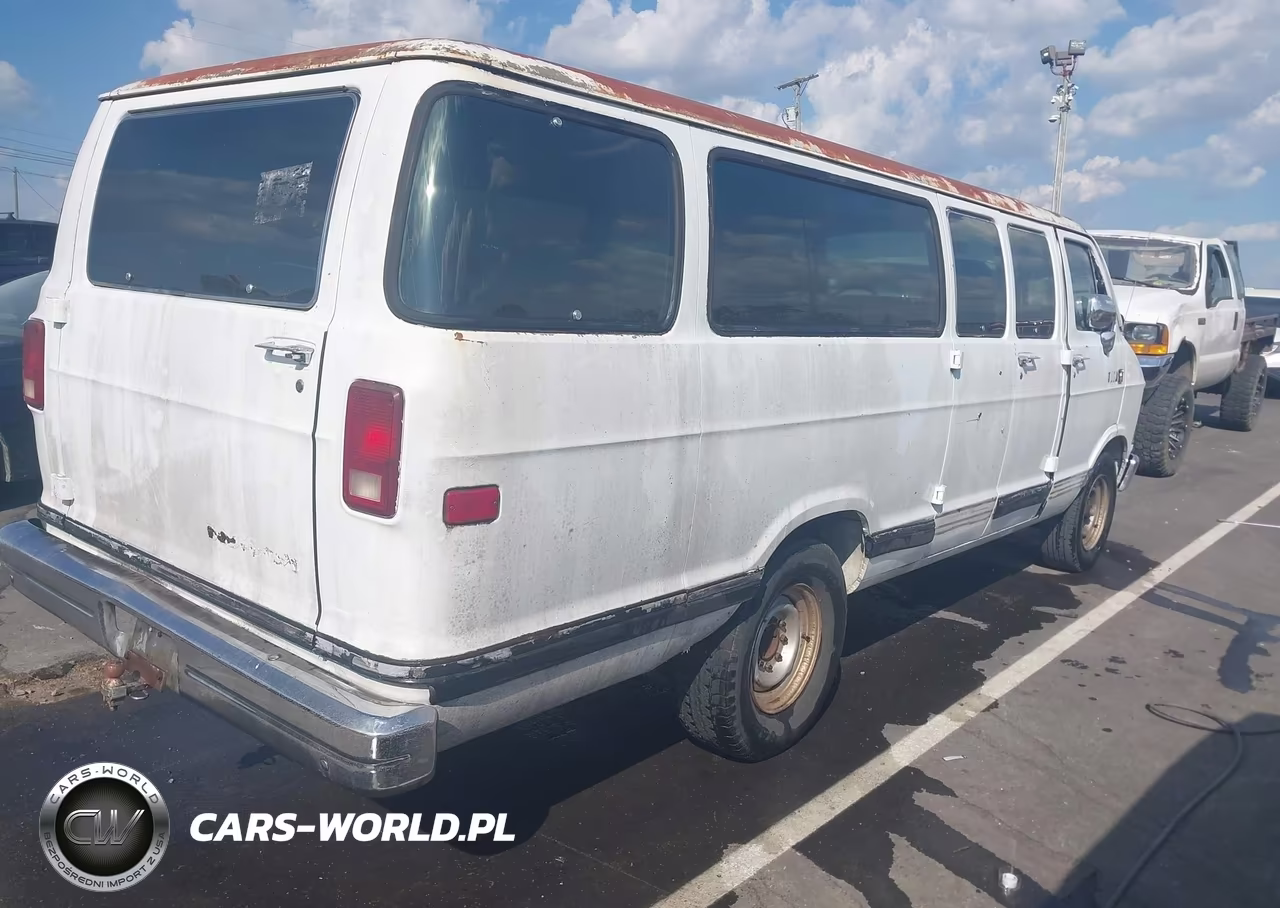 1990 Dodge Ram Wagon B350 Bus VIN:2B5WB35Z3LK724788 - 4