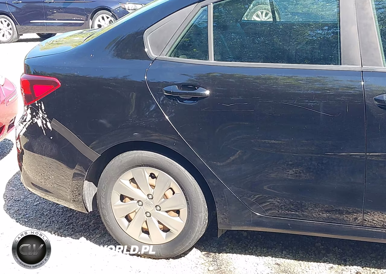 2018 Kia Rio S VIN:3KPA24AB8JE142580 - 19