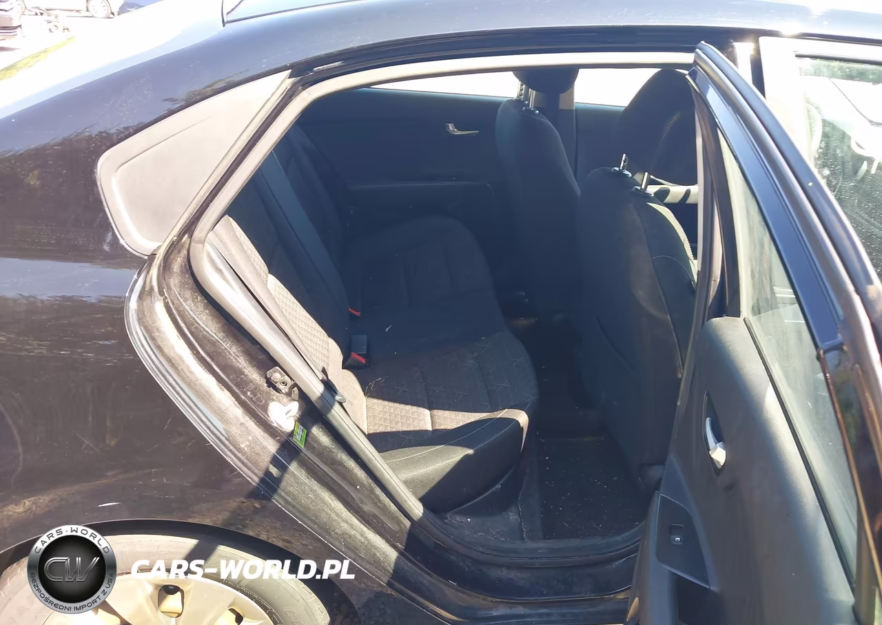 2018 Kia Rio S VIN:3KPA24AB8JE142580 - 8