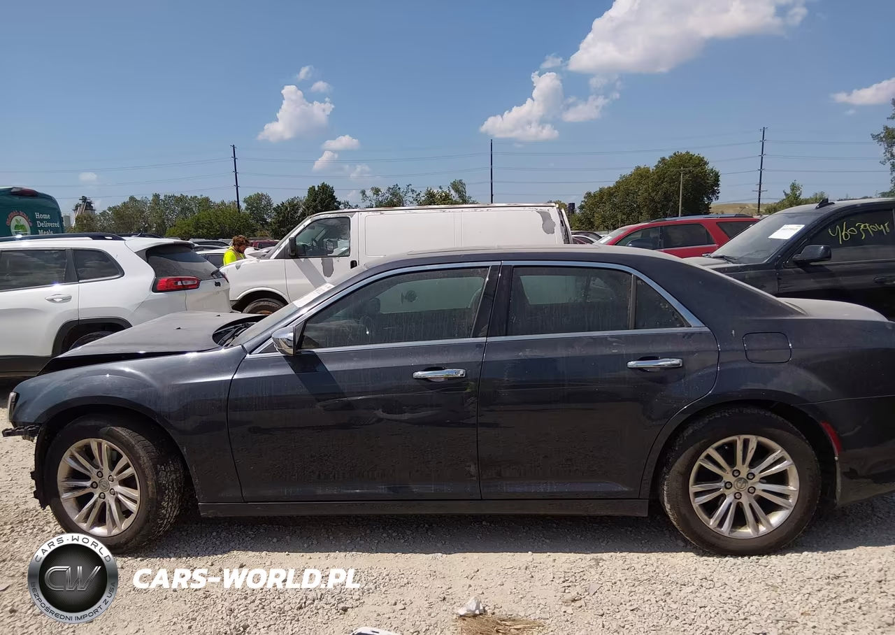 2016 Chrysler 300C VIN:2C3CCAEG5GH190131 - 14