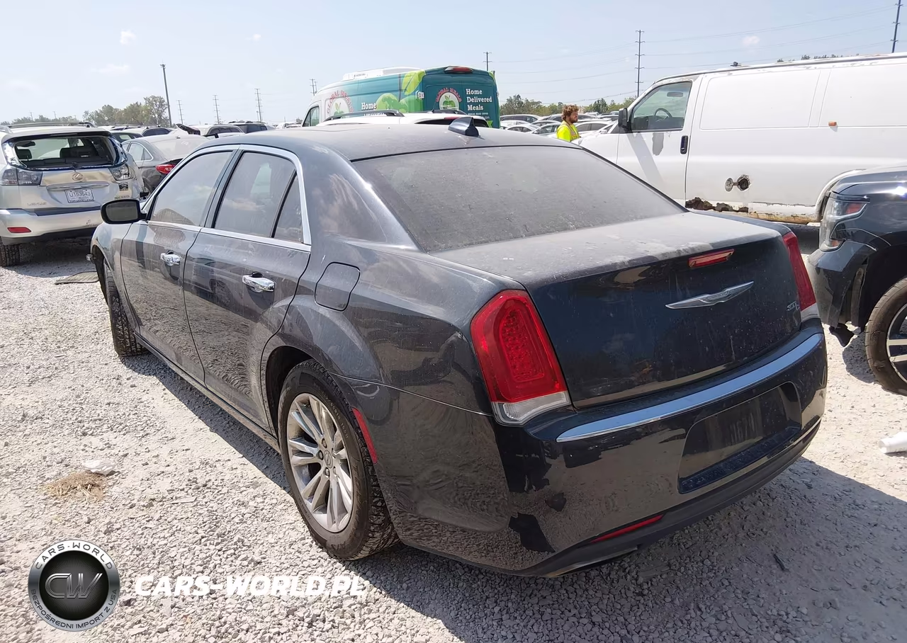 2016 Chrysler 300C VIN:2C3CCAEG5GH190131 - 3