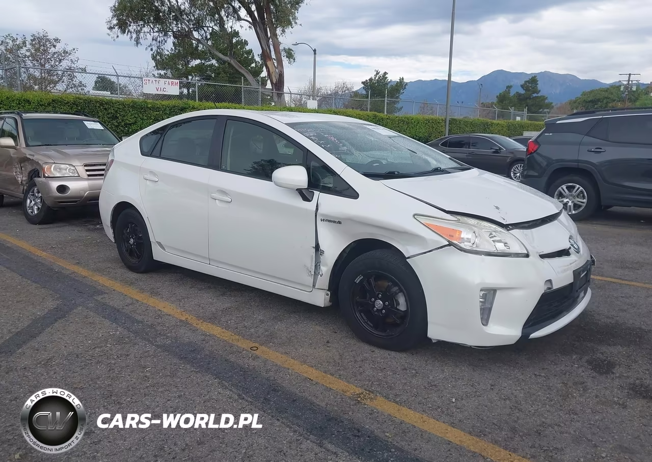 2013 Toyota Prius Two