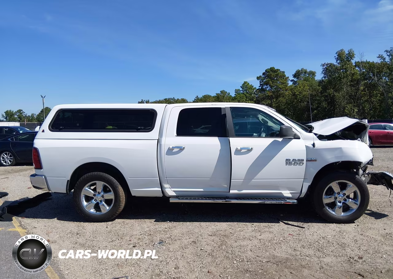 2018 Ram 1500 Big Horn 4X4 6'4 Box VIN:1C6RR7TT5JS150372 - 13