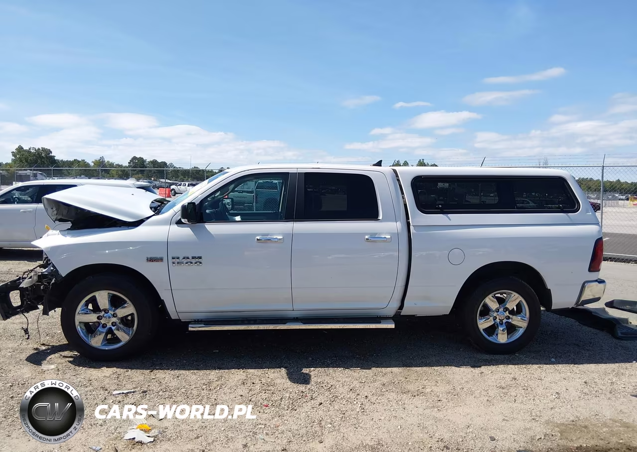 2018 Ram 1500 Big Horn 4X4 6'4 Box VIN:1C6RR7TT5JS150372 - 14