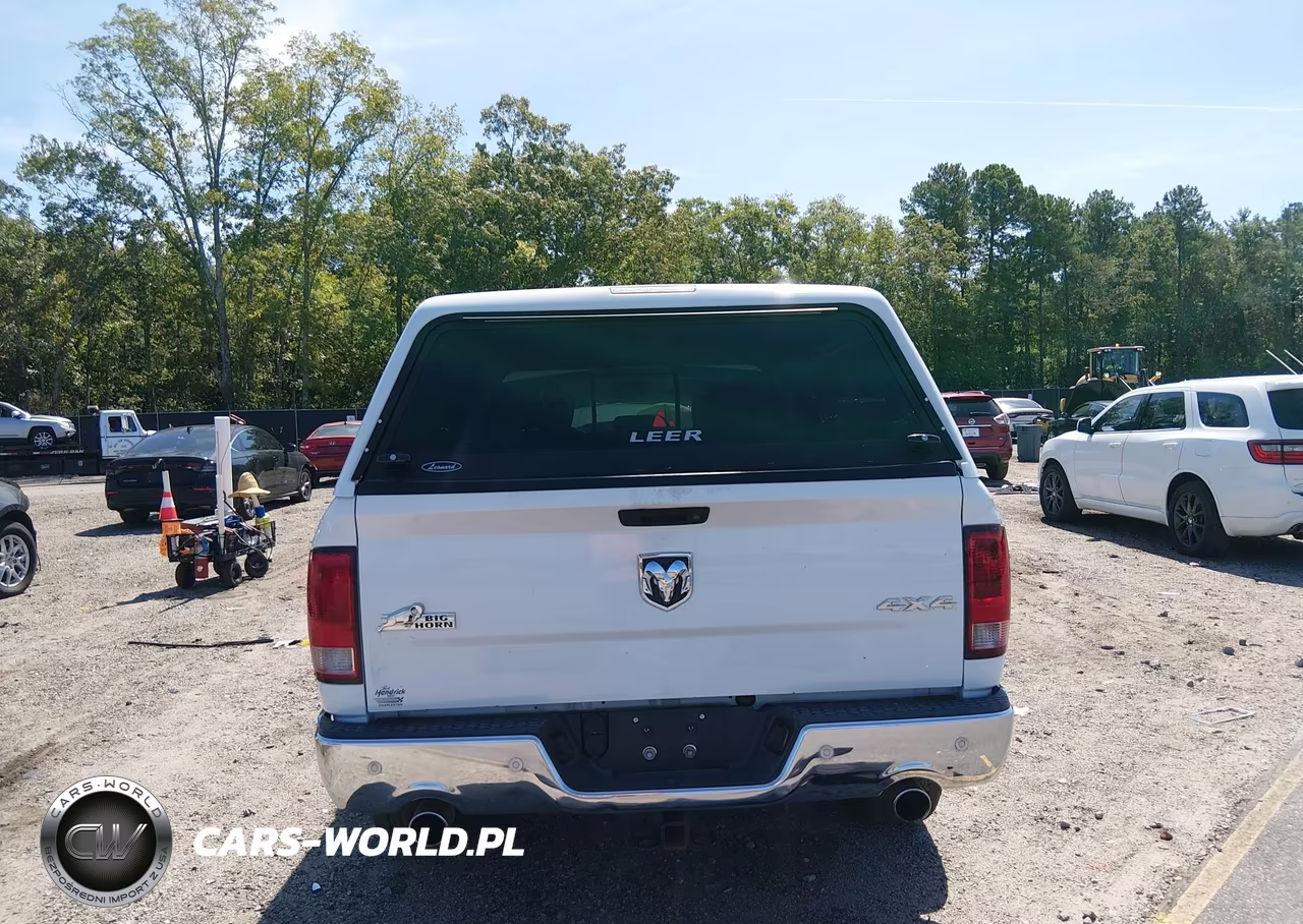 2018 Ram 1500 Big Horn 4X4 6'4 Box VIN:1C6RR7TT5JS150372 - 16
