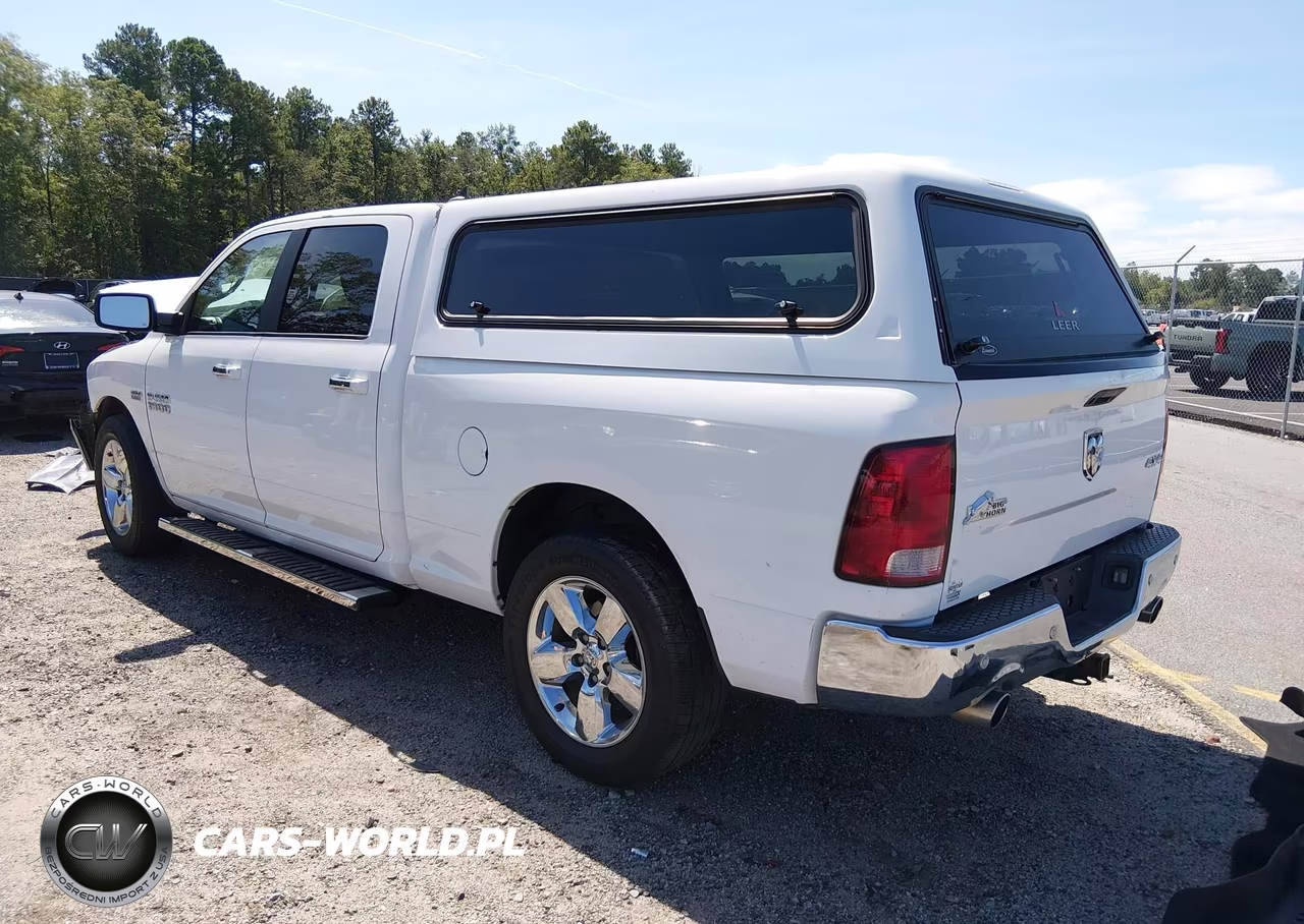 2018 Ram 1500 Big Horn 4X4 6'4 Box VIN:1C6RR7TT5JS150372 - 3