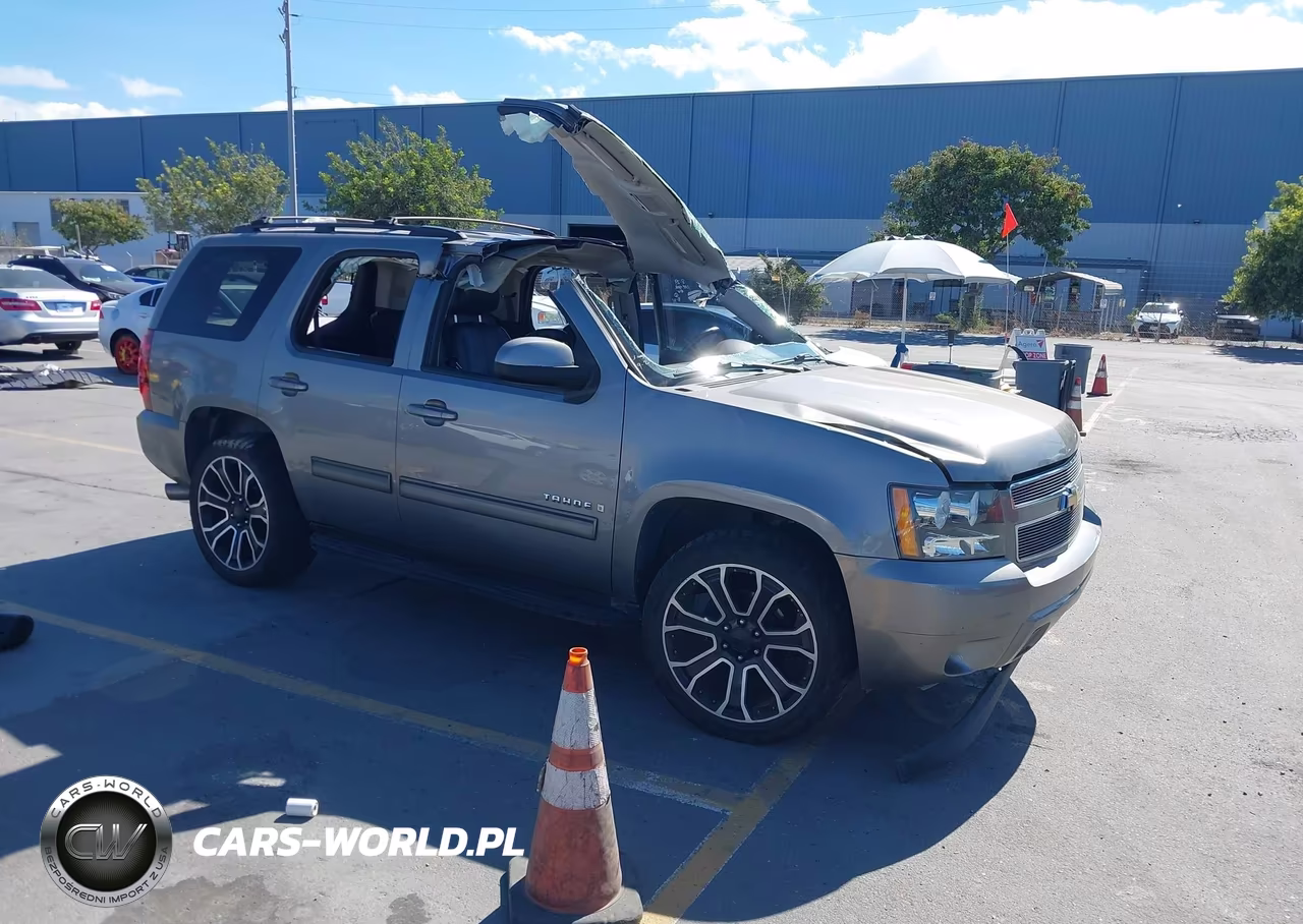2009 Chevrolet Tahoe Lt1 VIN:1GNEC23349R273733 - 1
