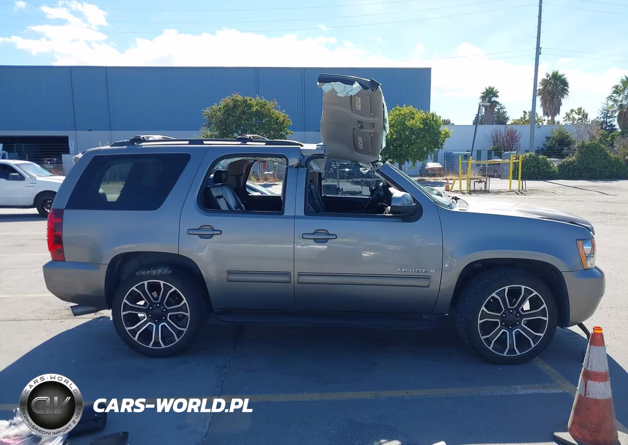 2009 Chevrolet Tahoe Lt1 VIN:1GNEC23349R273733 - 14