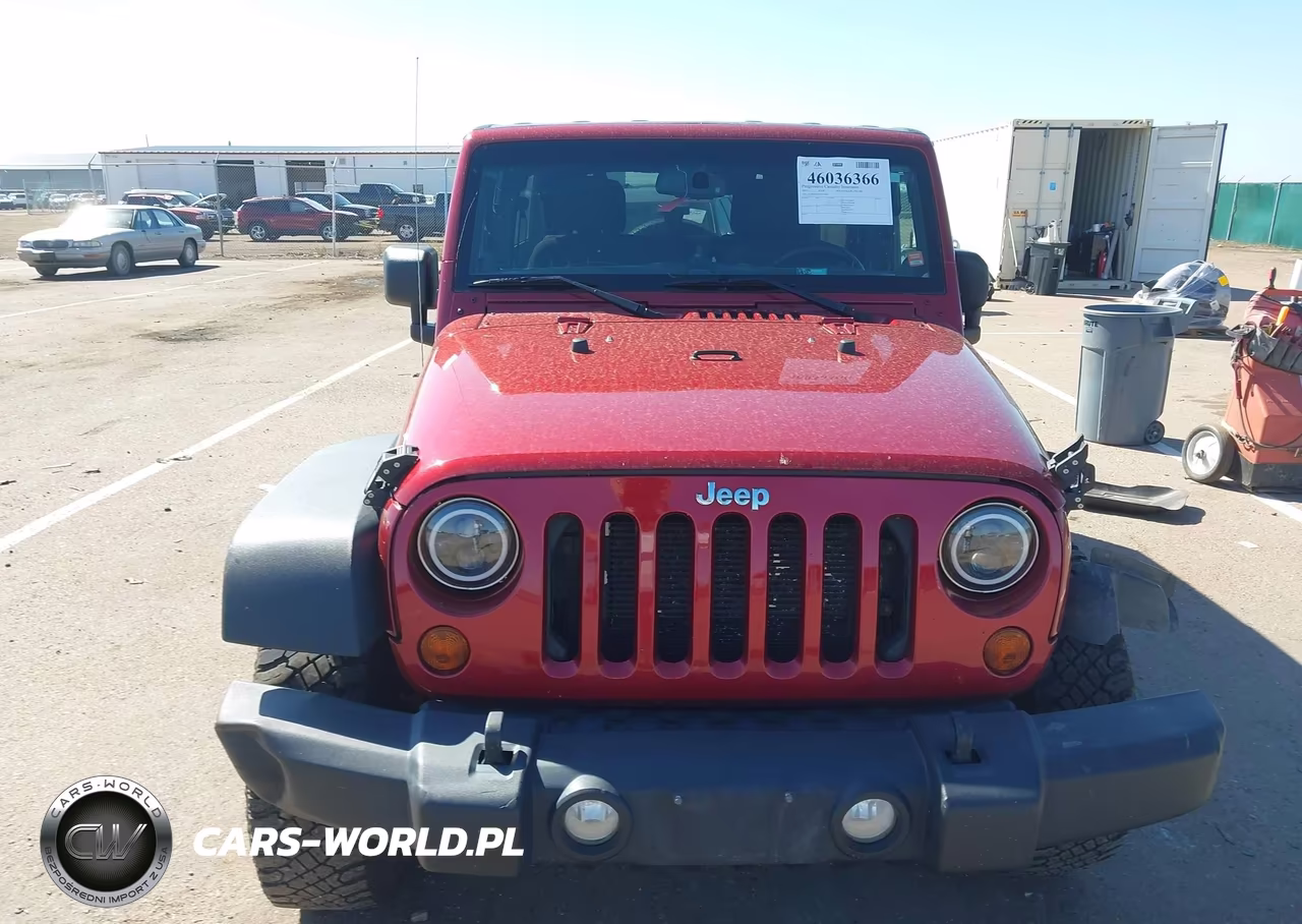 2013 Jeep Wrangler Unlimited Sport VIN:1C4BJWDG5DL615485 - 12