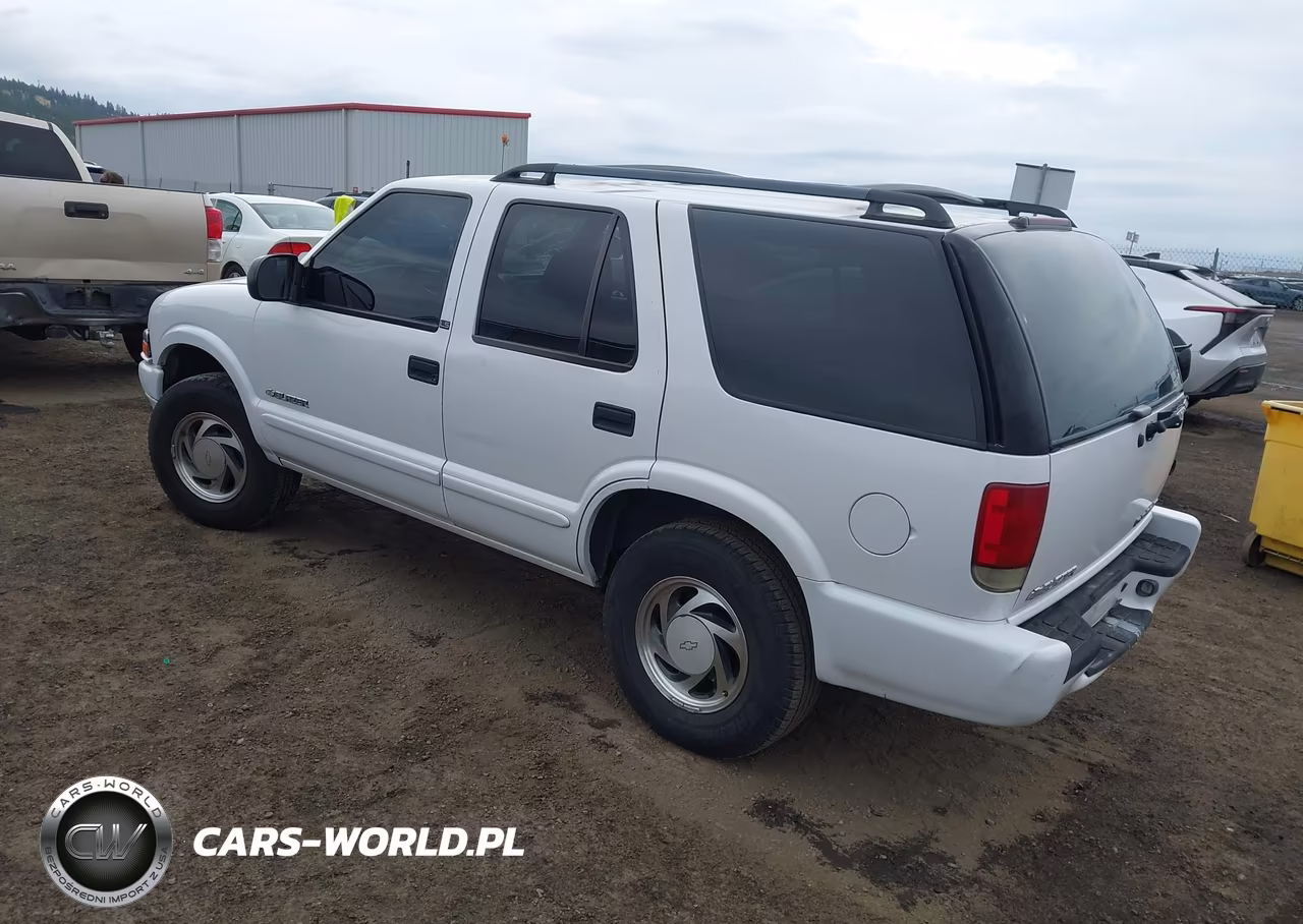 2003 Chevrolet Blazer Ls VIN:1GNDT13X53K173200 - 3