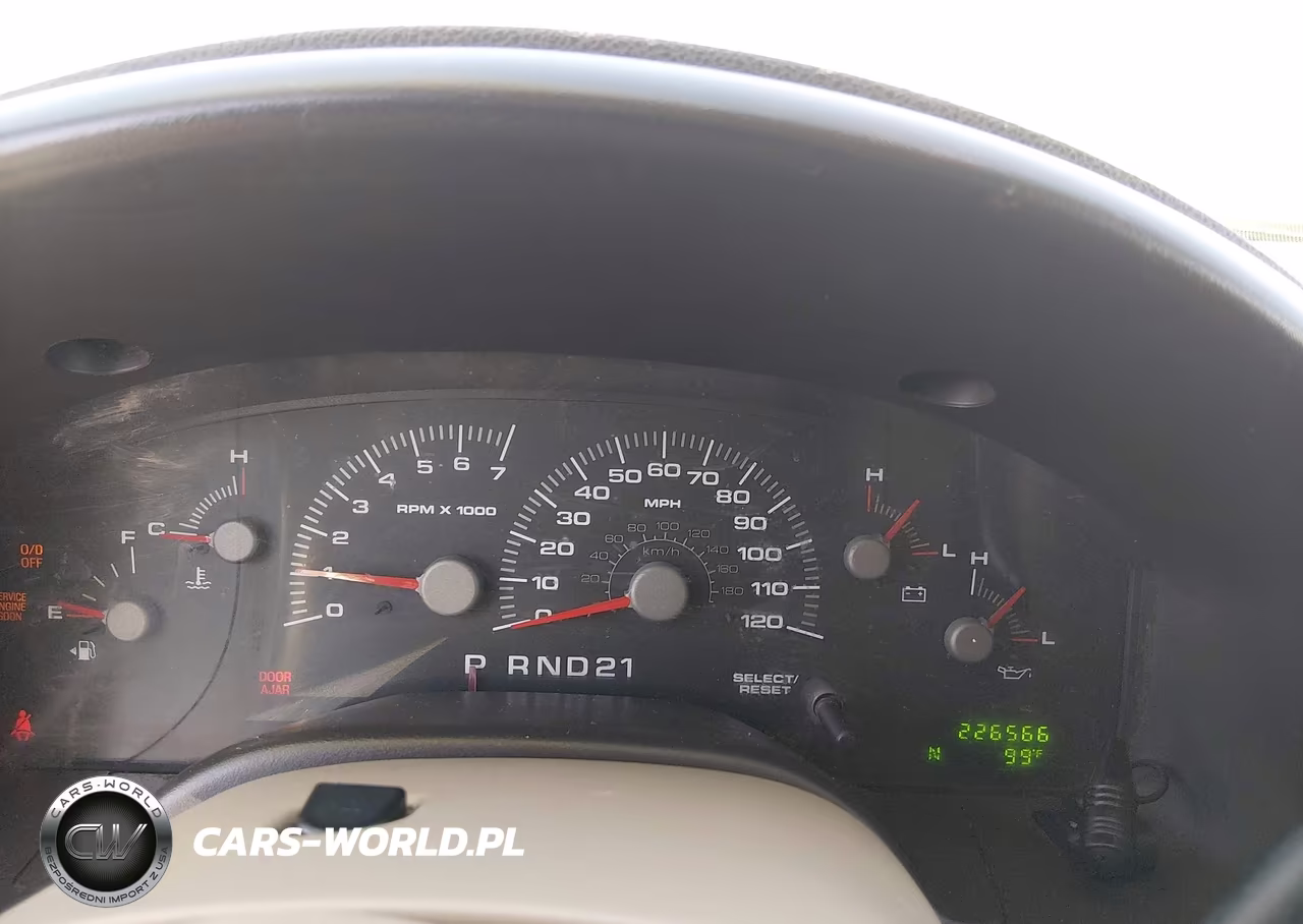 2003 Ford Expedition Xlt VIN:1FMPU16L03LC23390 - 7
