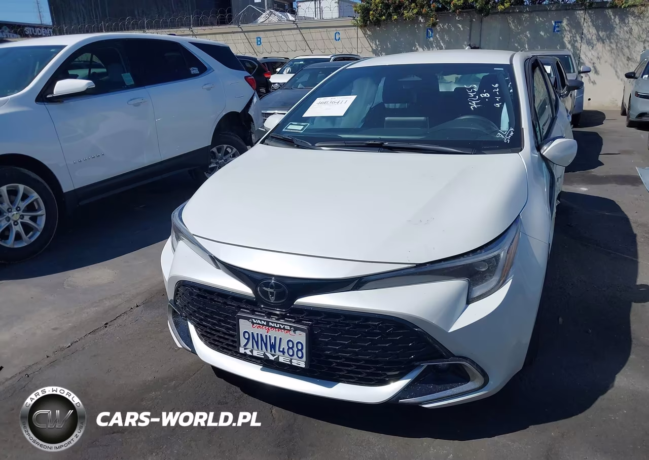 2025 Toyota Corolla Xse VIN:JTNC4MBE6S3235162 - 11