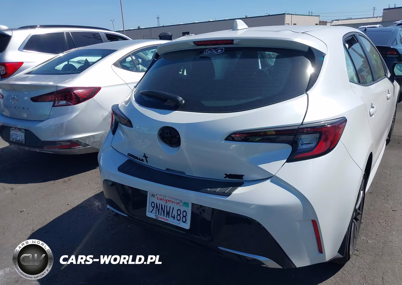 2025 Toyota Corolla Xse VIN:JTNC4MBE6S3235162 - 15