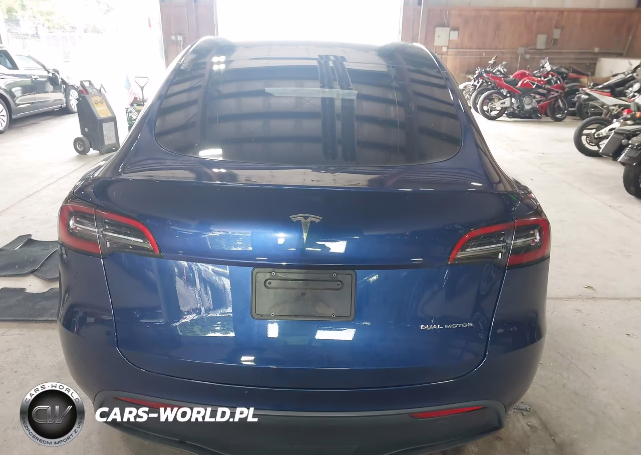 2023 Tesla Model Y Awd-Long Range Dual Motor All-Wheel Drive VIN:7SAYGDEE8PF703855 - 16