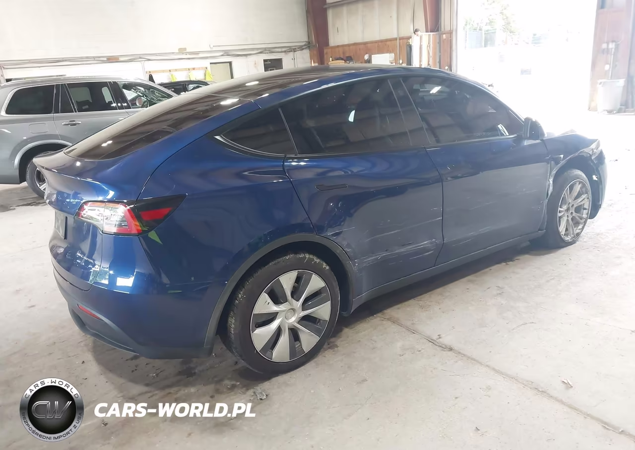 2023 Tesla Model Y Awd-Long Range Dual Motor All-Wheel Drive VIN:7SAYGDEE8PF703855 - 4