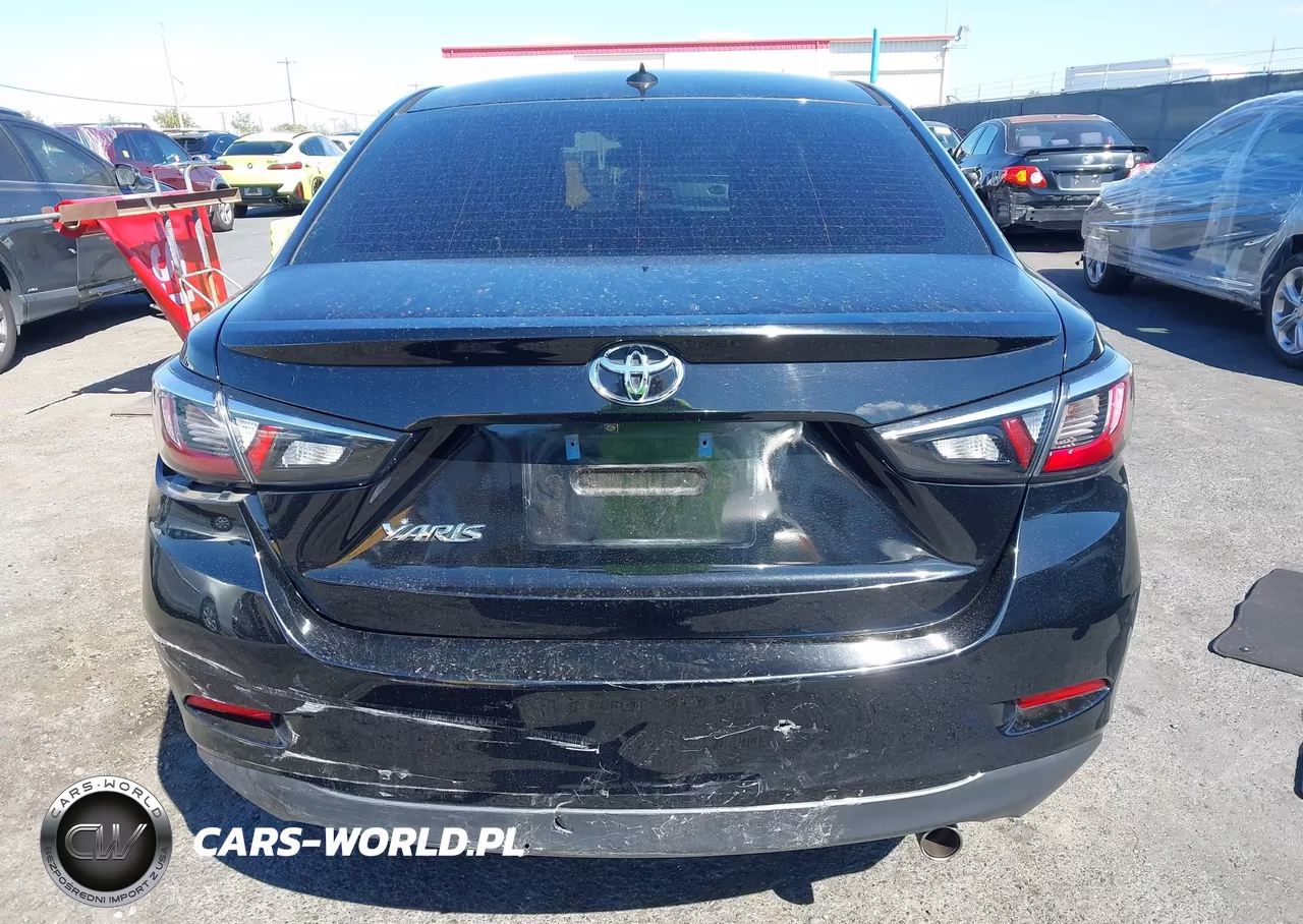 2020 Toyota Yaris Le VIN:3MYDLBYV1LY715966 - 15