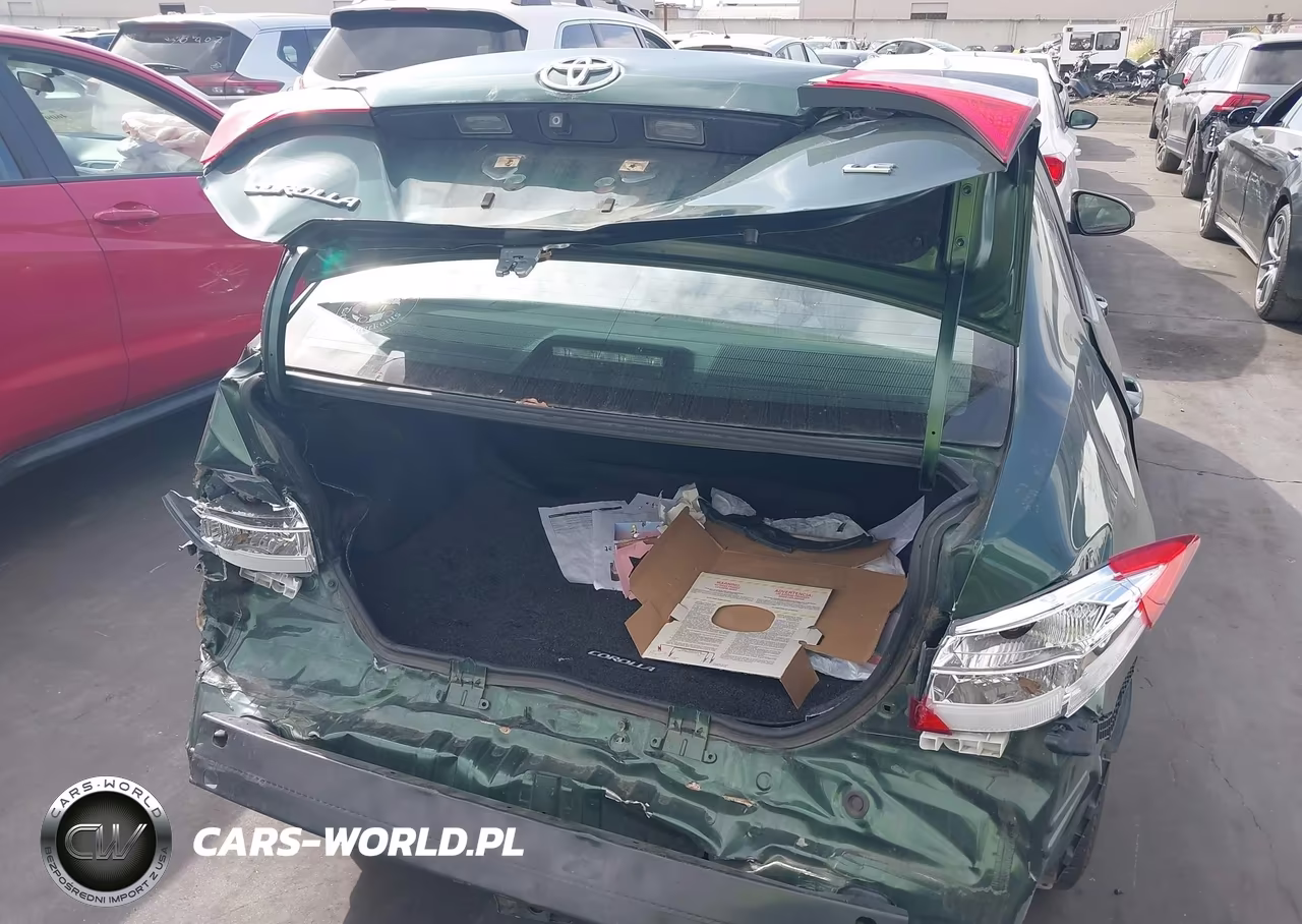 2014 Toyota Corolla Le Plus VIN:5YFBURHE1EP100445 - 18