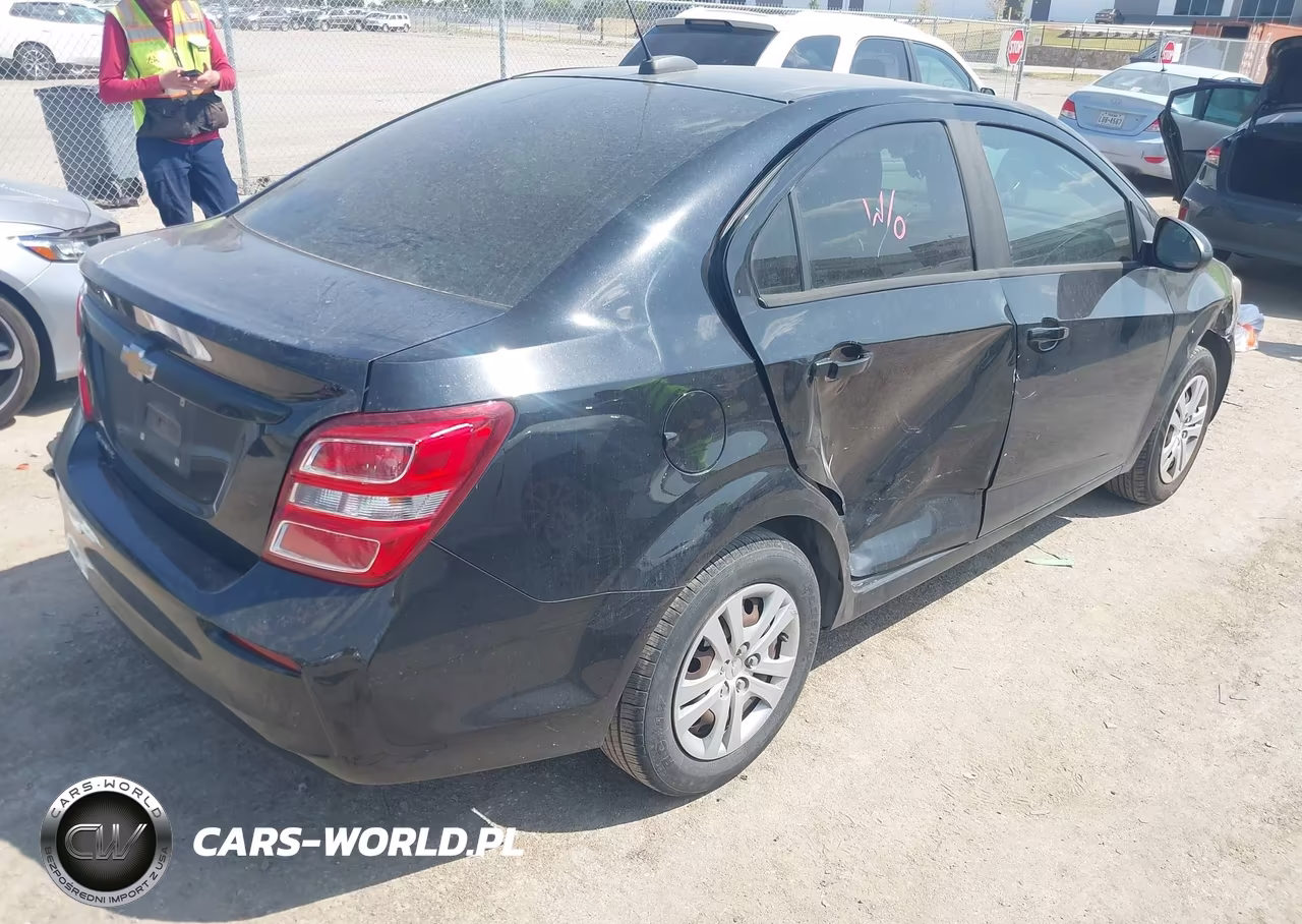 2018 Chevrolet Sonic Ls Auto VIN:1G1JB5SH6J4108351 - 4