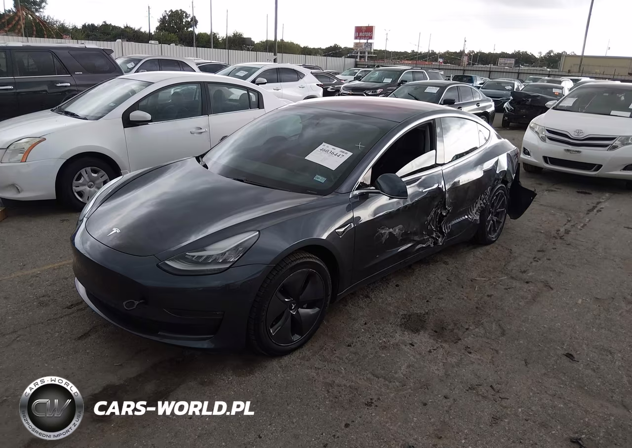2018 Tesla Model 3 Long Range-Mid Range VIN:5YJ3E1EA2JF018900 - 2