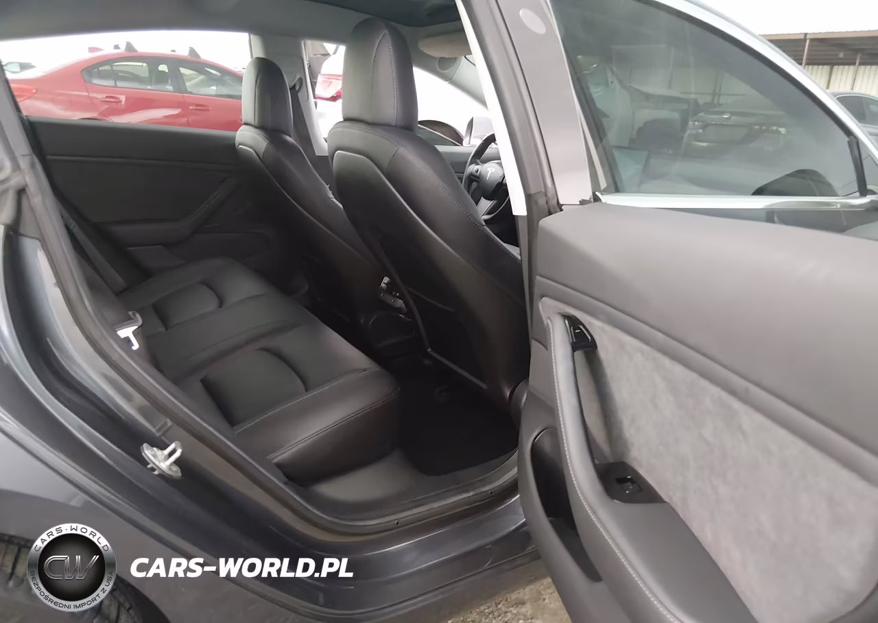 2018 Tesla Model 3 Long Range-Mid Range VIN:5YJ3E1EA2JF018900 - 8