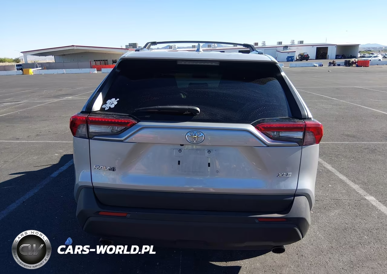 2020 Toyota Rav4 Xle VIN:2T3W1RFV9LW081661 - 16