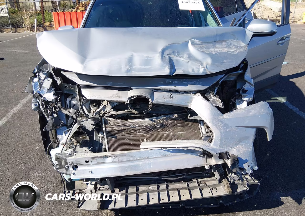 2020 Toyota Rav4 Xle VIN:2T3W1RFV9LW081661 - 6
