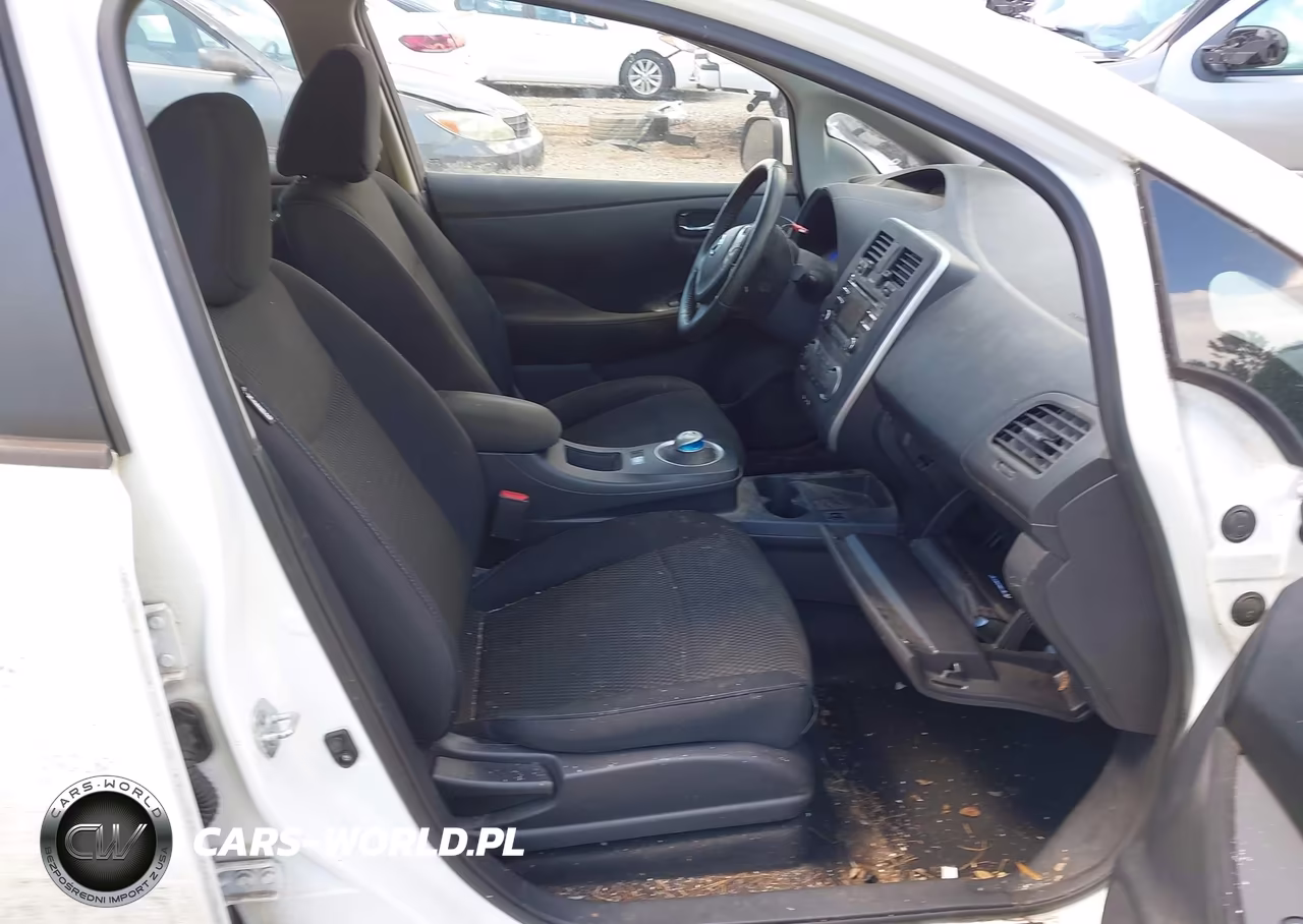 2015 Nissan Leaf S VIN:1N4AZOCPOFC324176 - 5